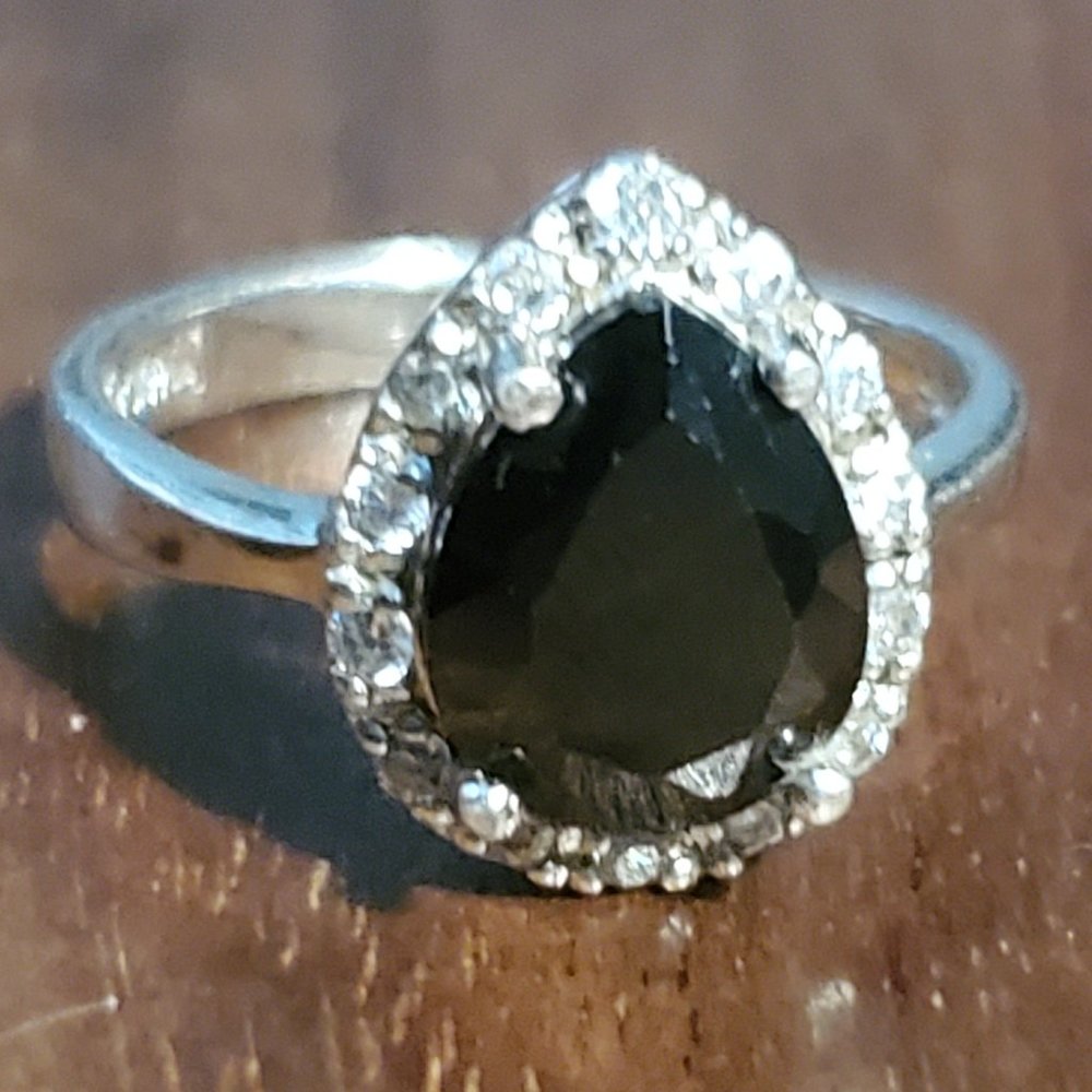 Stunning Sterling Silver with Faceted Black Stone
